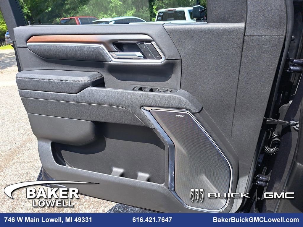 New 2025 GMC Sierra 2500 Denali w/ Denali Reserve Package image 28