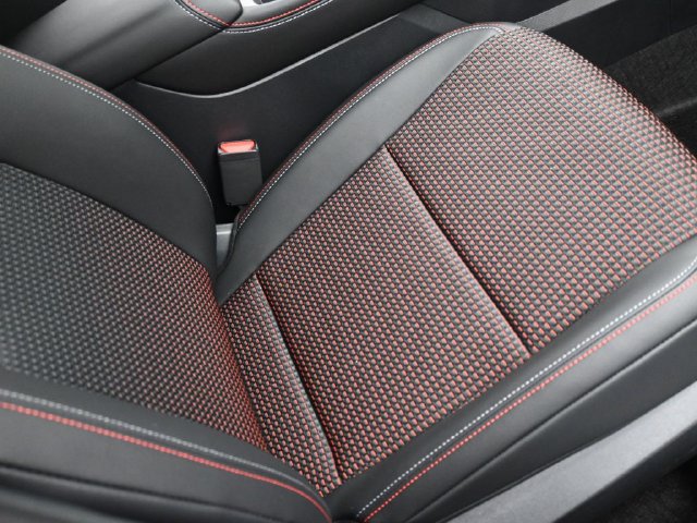 New 2026 Nissan Kicks SR FWD image 34