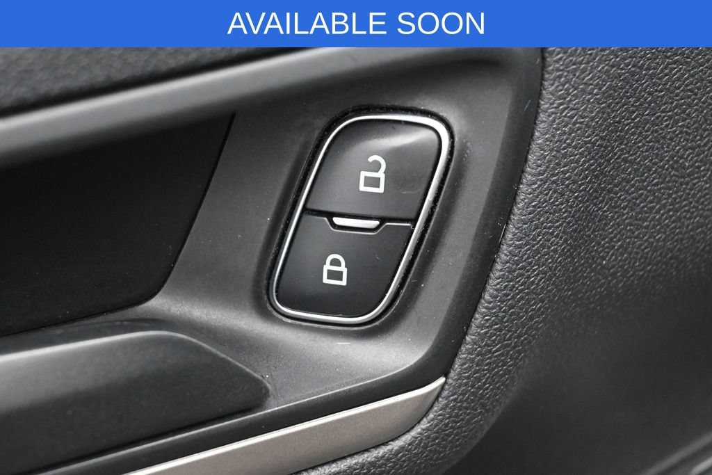 Used 2022 Ford Escape SE w/ SE Sport Appearance Package AWD/4WD image 13