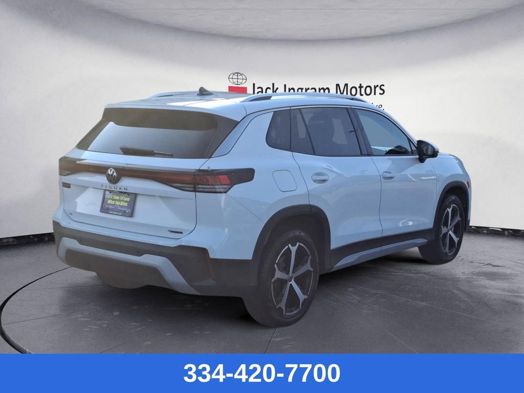 New 2025 Volkswagen Tiguan SE image 5