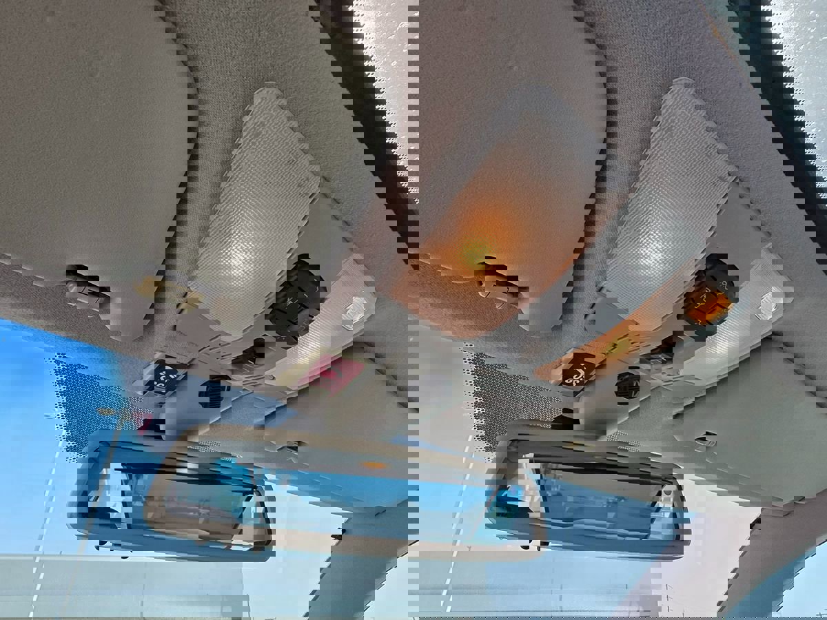 Used 2001 Mercedes-Benz CLK 430 Coupe image 27