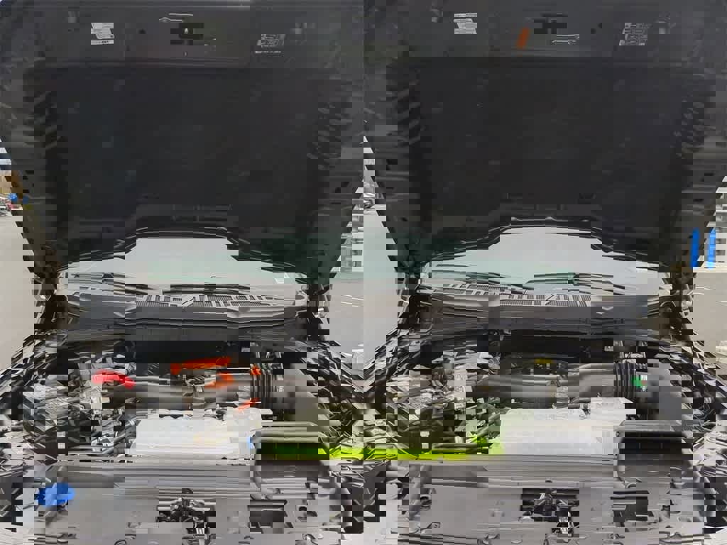 New 2025 Ford F150 XLT w/ Equipment Group 303A High image 15