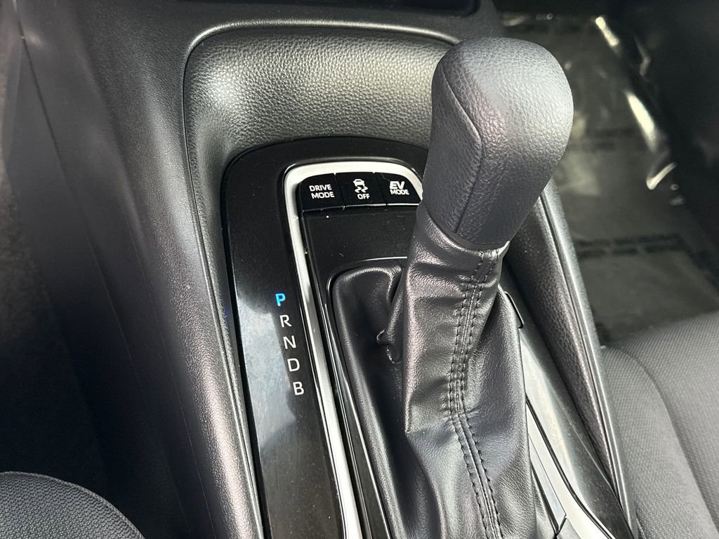 Used 2023 Toyota Corolla LE image 24