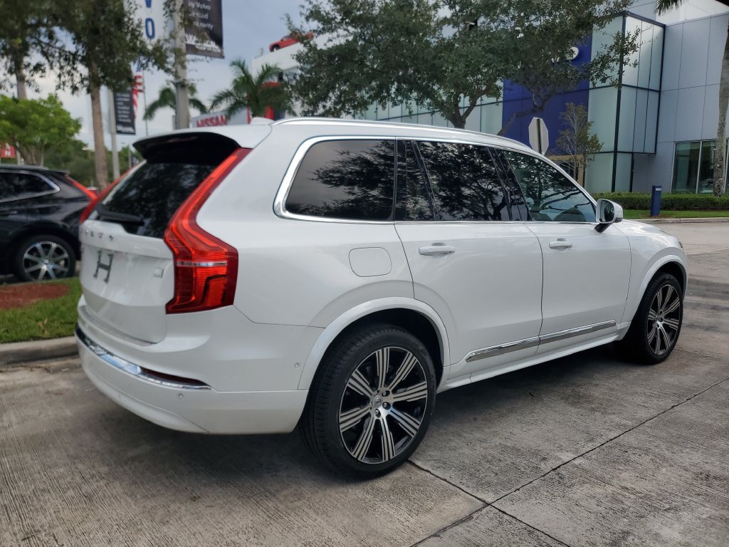 Certified 2024 Volvo XC90 T8 Plus w/ Protection Package Premier AWD/4WD image 6