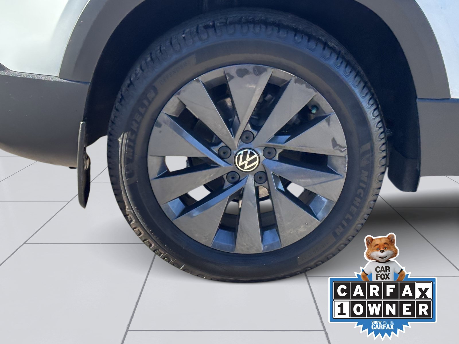 Used 2023 Volkswagen Taos S w/ Driver Assistance Package FWD image 10