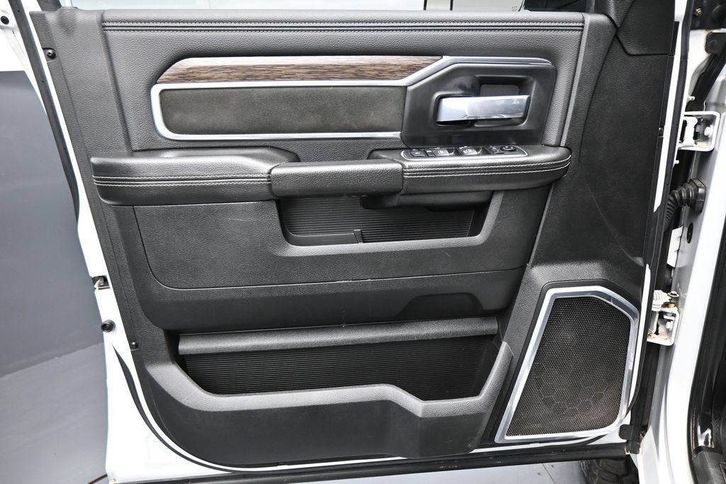 Used 2020 RAM 2500 Laramie AWD/4WD image 10