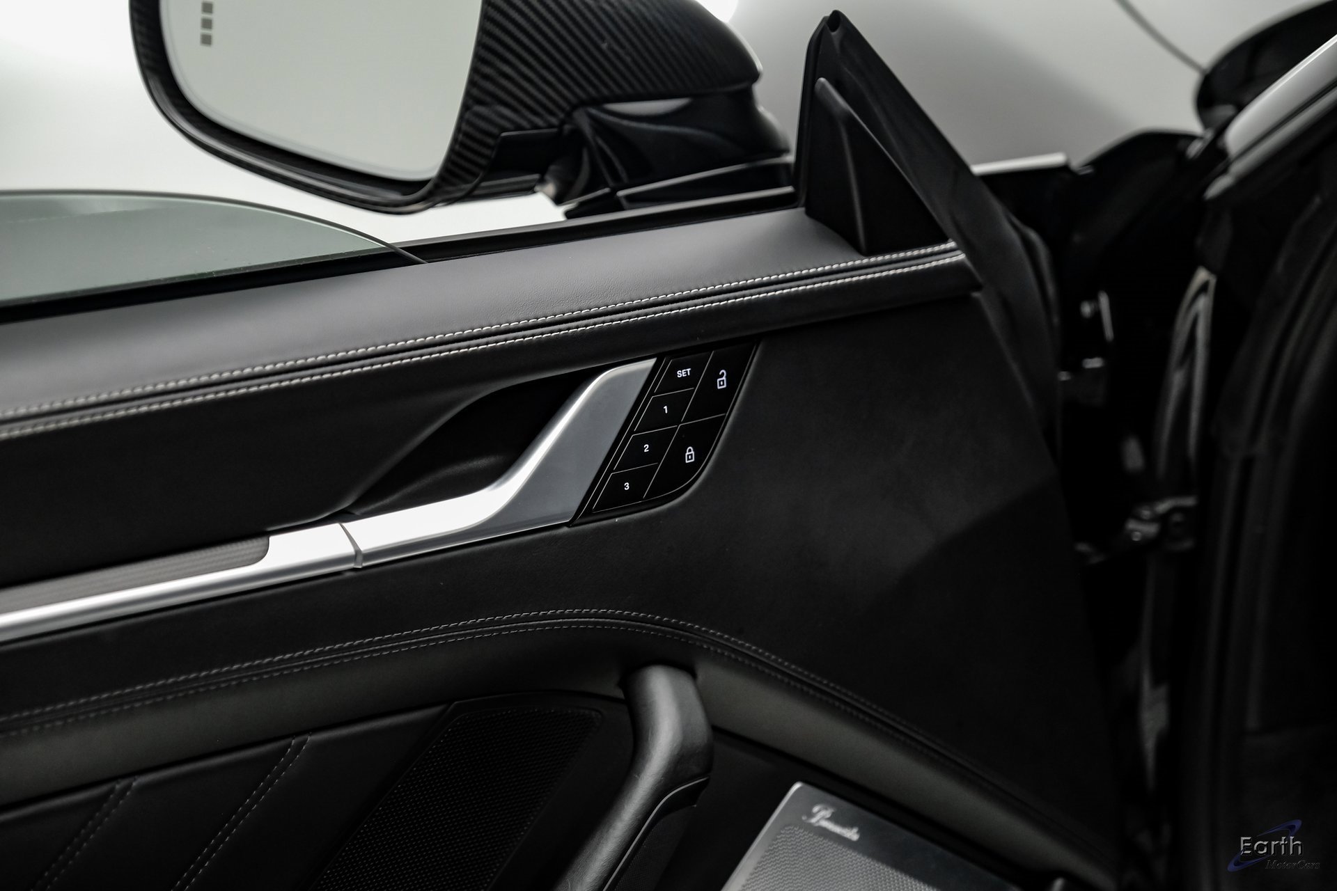 Used 2022 Porsche 911 Turbo S image 82