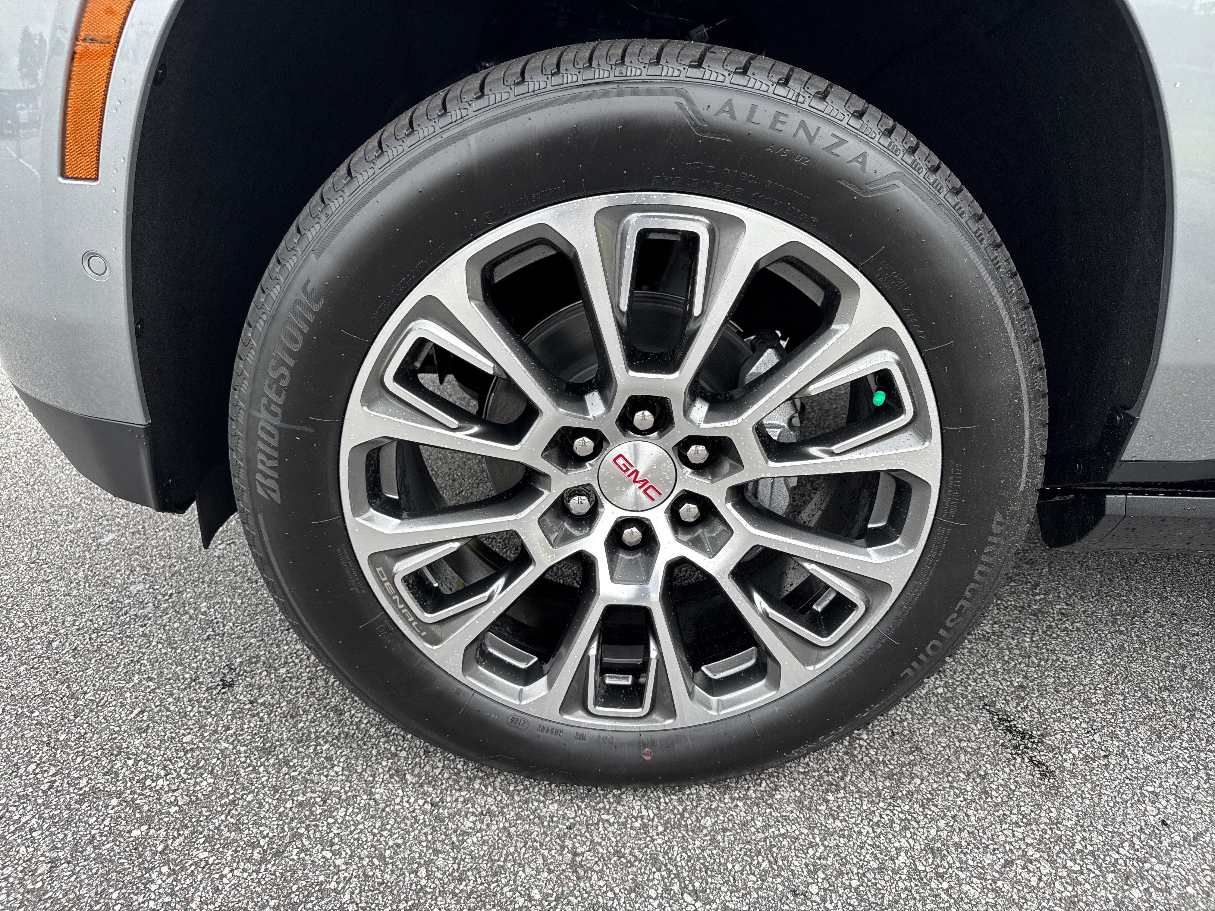 New 2026 GMC Yukon Denali w/ Sun & Power Step Package AWD/4WD image 13
