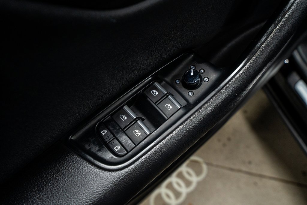 Used 2020 Audi Q8 Premium w/ Black Optic Package image 32