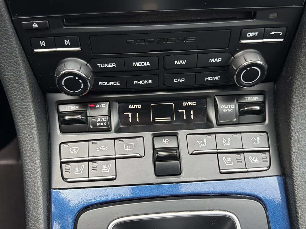 Used 2018 Porsche 718 Cayman image 22