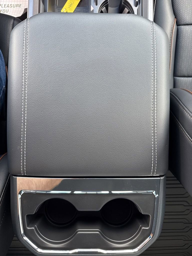 New 2026 Ford F350 Lariat w/ Black Appearance Package image 48