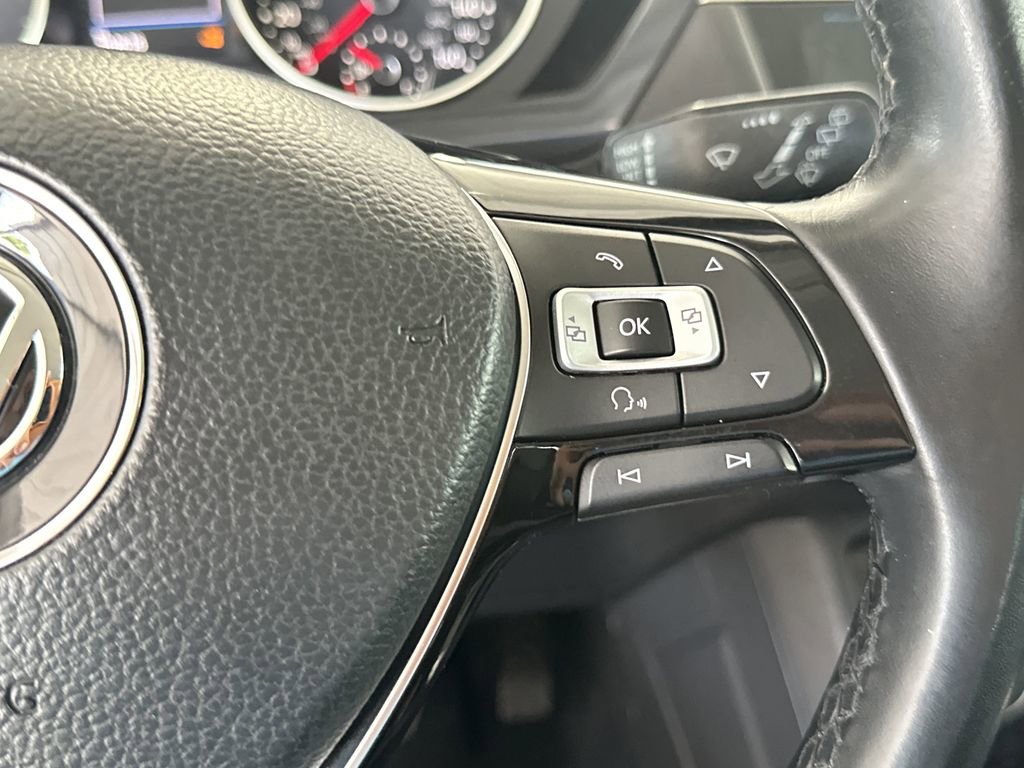 Used 2018 Volkswagen Tiguan SE image 20