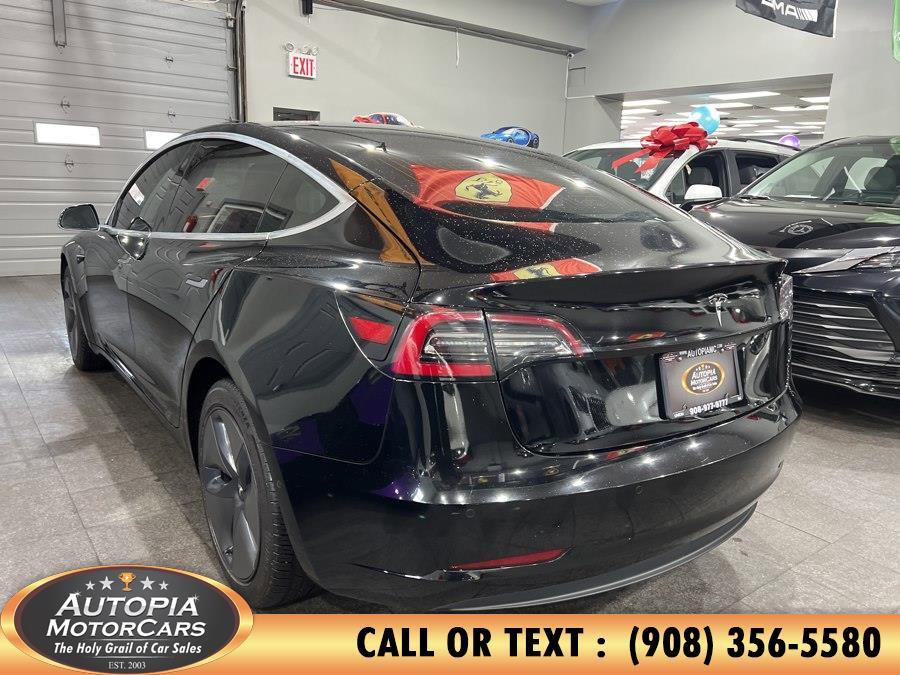 Used 2019 Tesla Model 3 Standard Range Plus image 3