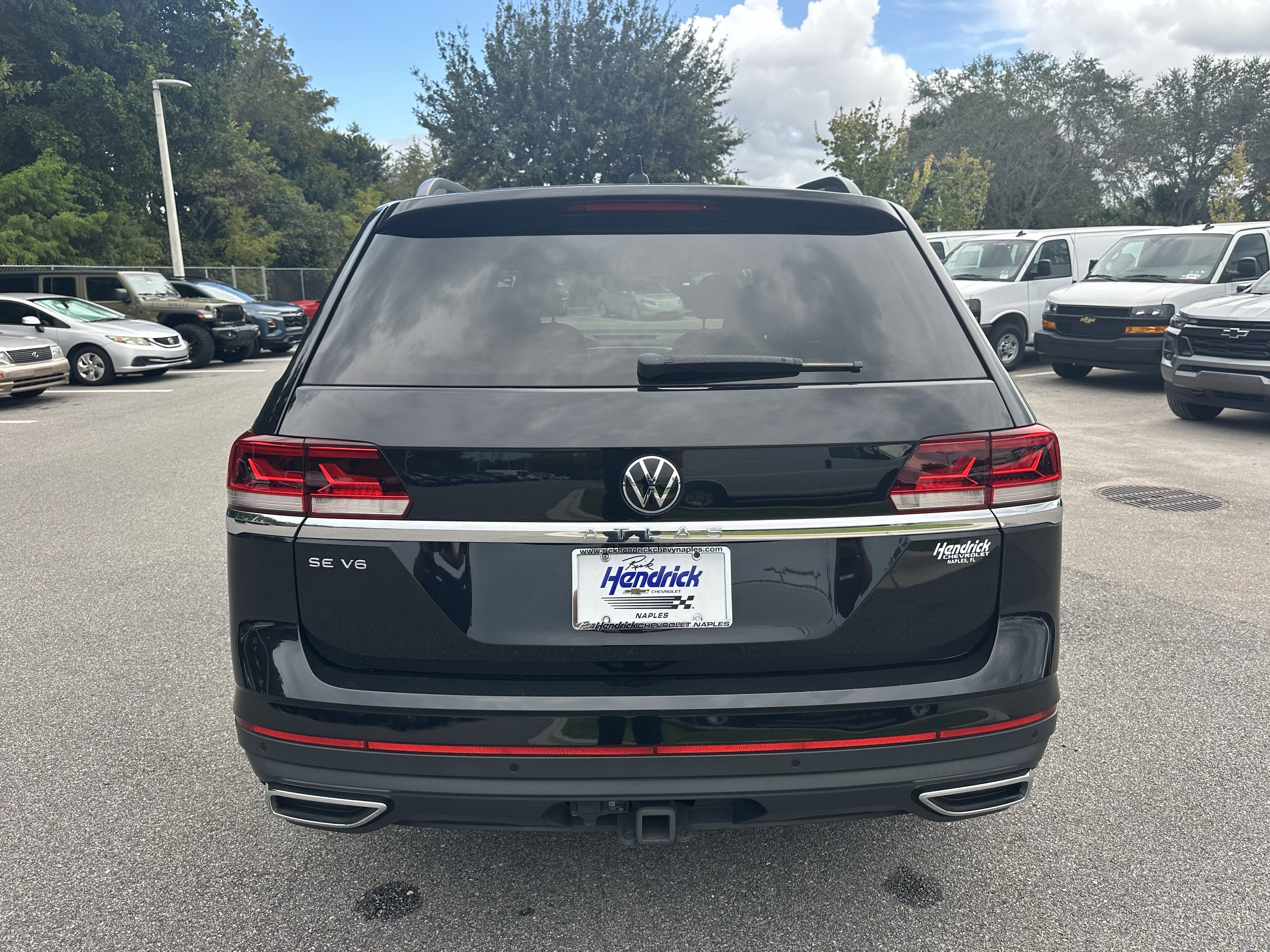 Used 2022 Volkswagen Atlas SE w/ Black Wheel Package image 8