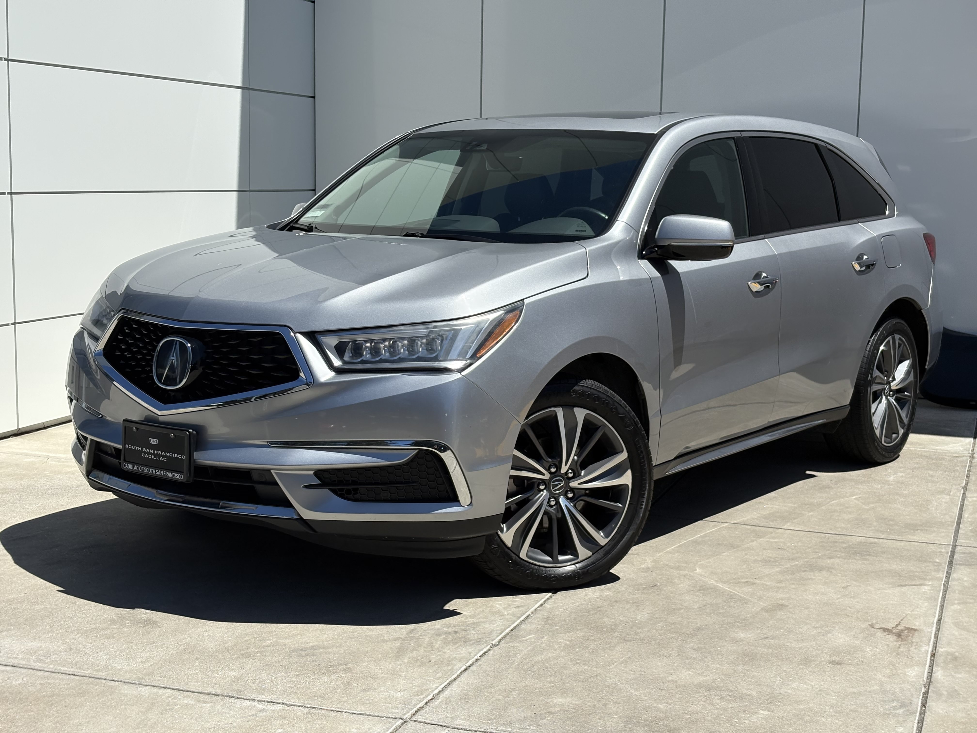 Used 2019 Acura MDX SH-AWD w/ Technology Package image 2