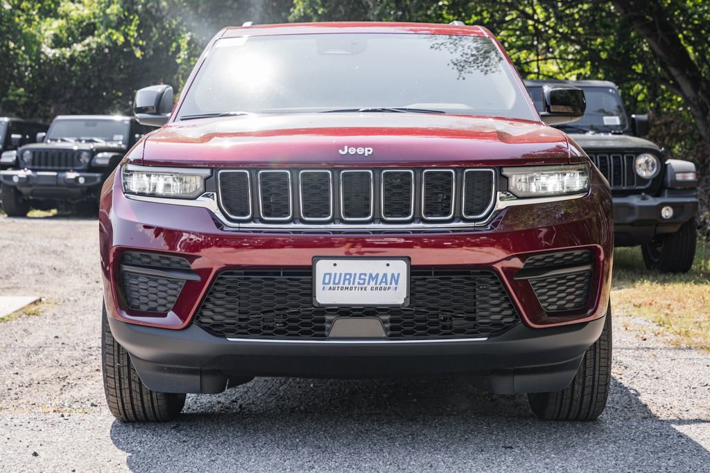 New 2025 Jeep Grand Cherokee Laredo X w/ Luxury Tech Group I image 2