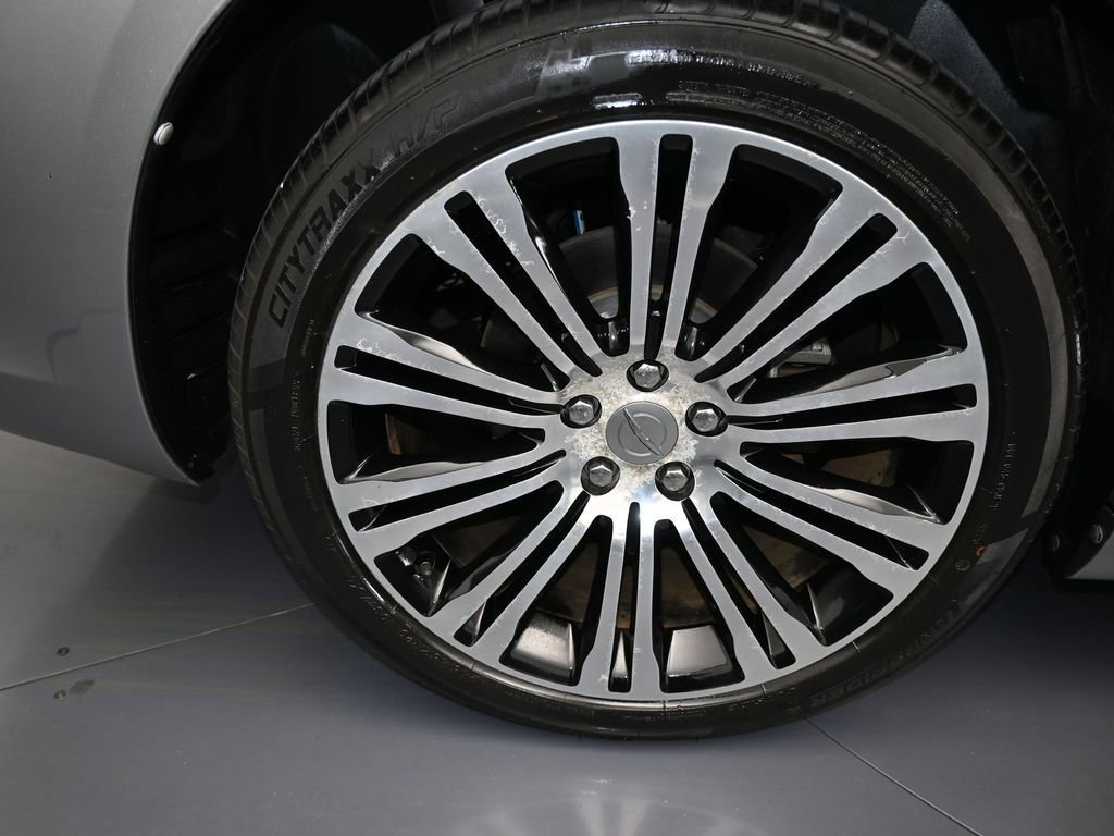 Used 2014 Chrysler 300 S image 37