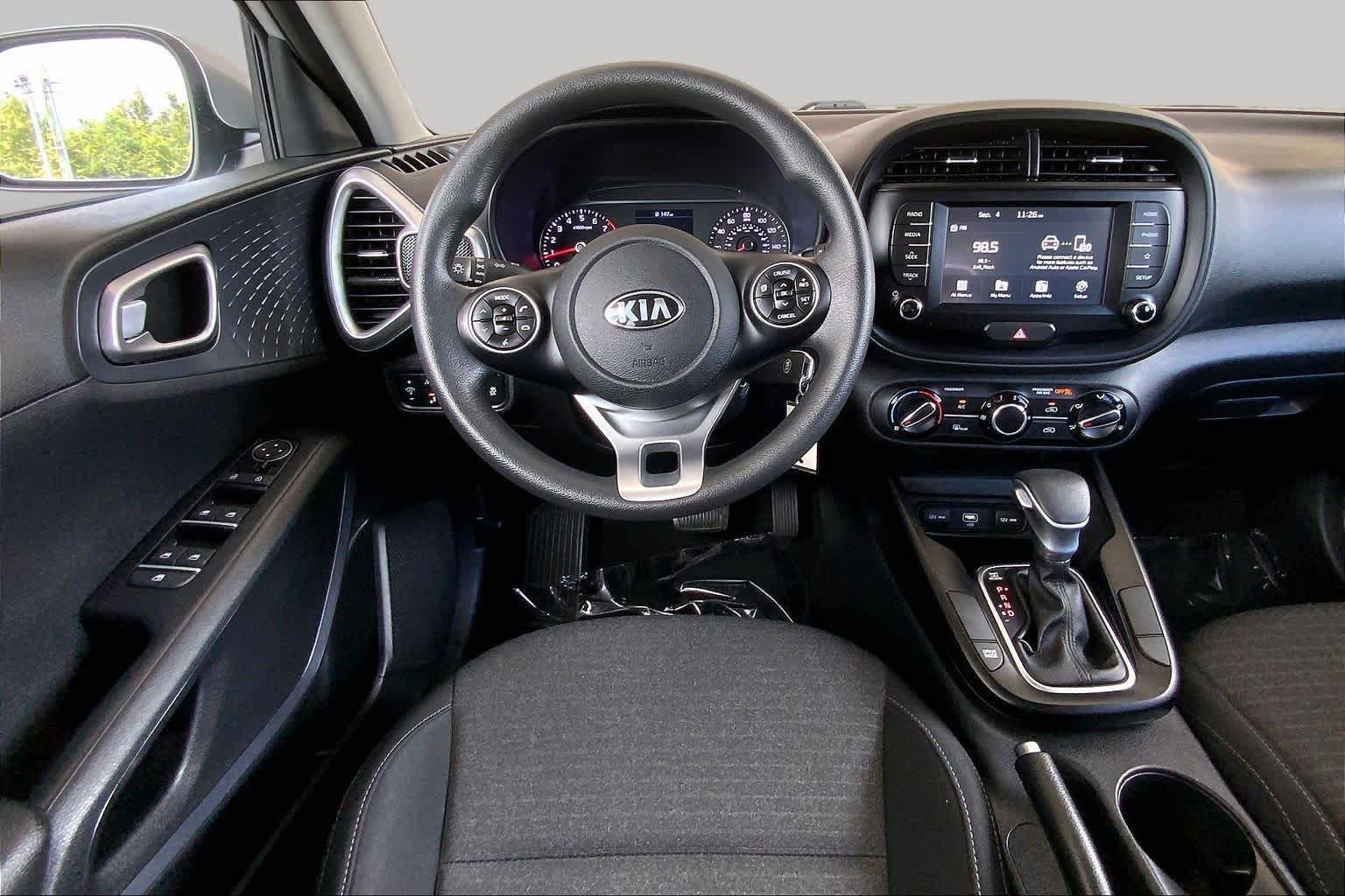 Used 2020 Kia Soul S FWD image 6
