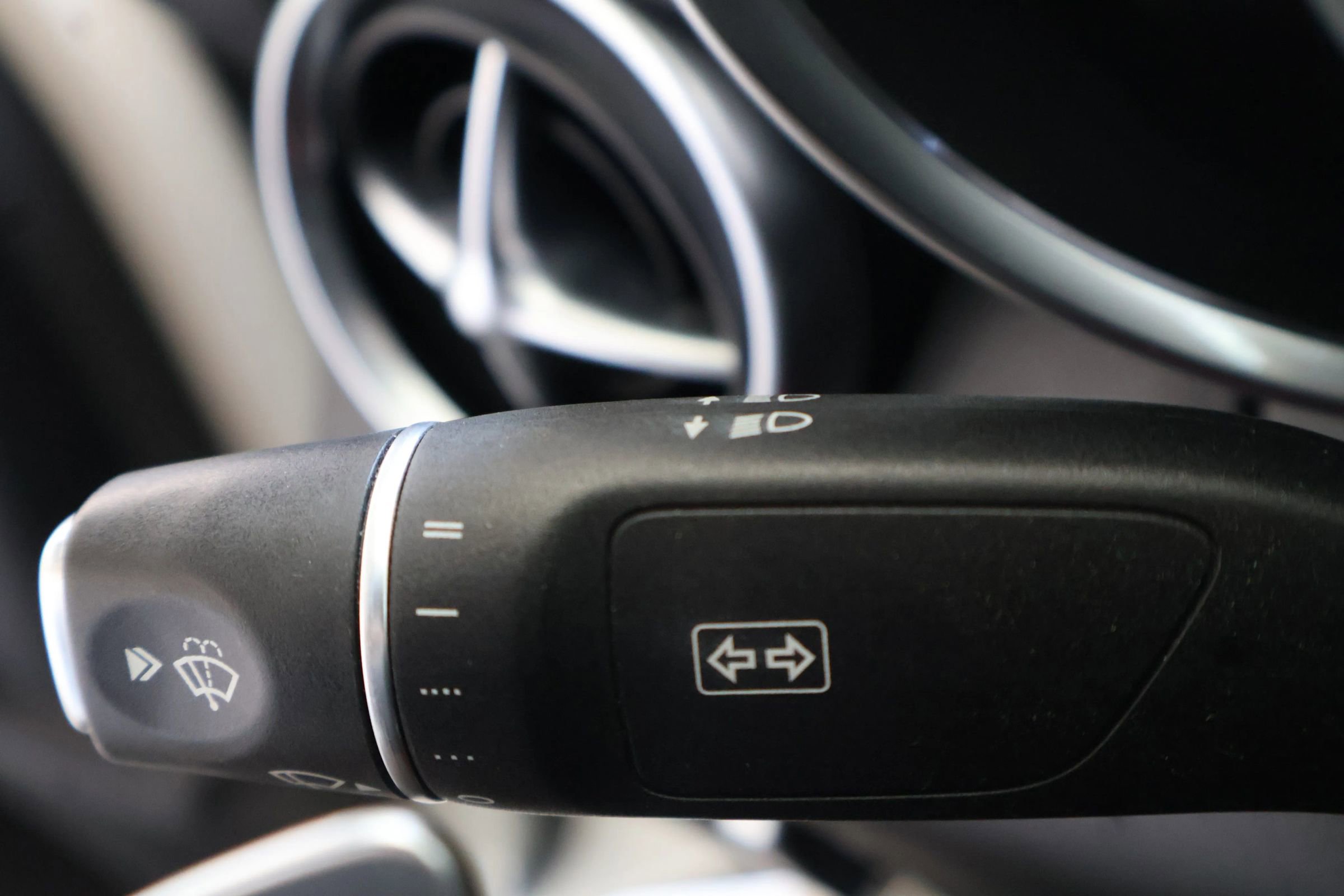 Used 2018 Mercedes-Benz SLC 43 AMG SLC 43 AMG Roadster 2D image 18