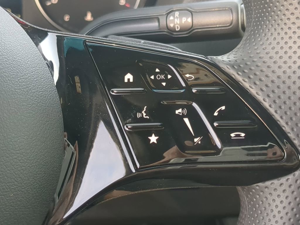 Used 2025 Mercedes-Benz Sprinter 2500 image 12