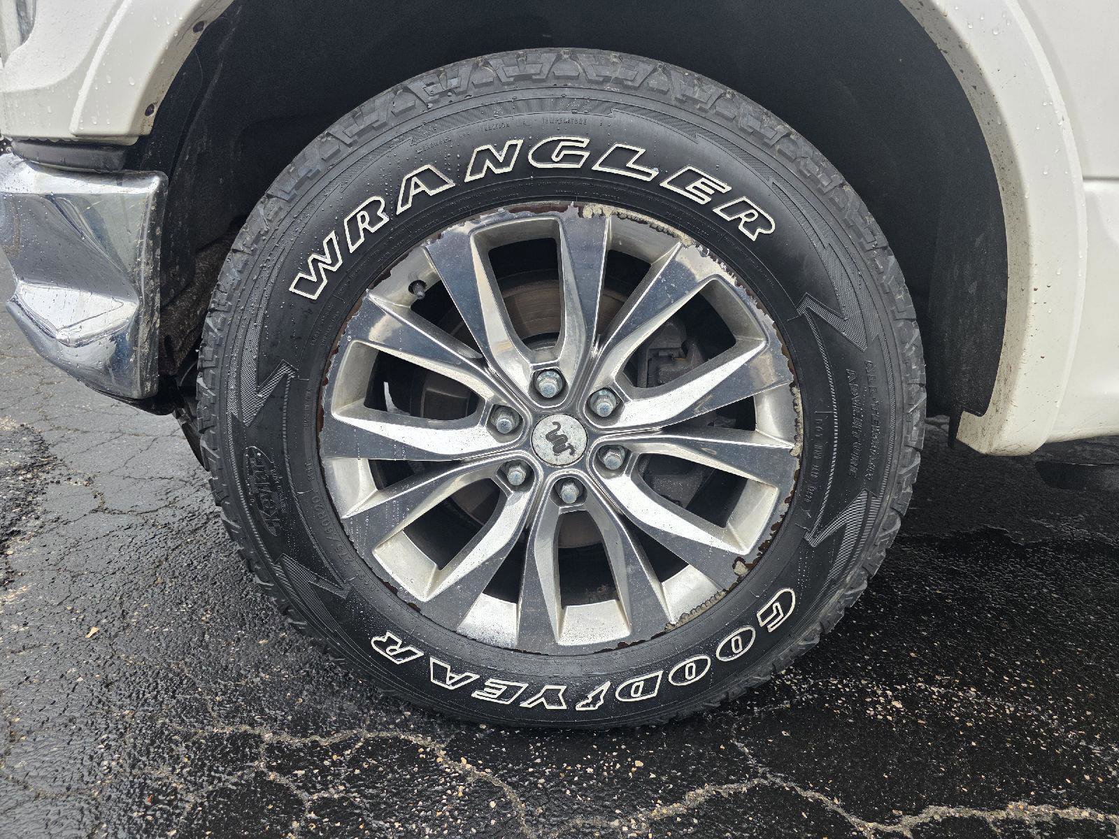 Used 2016 Ford F150 King Ranch w/ Equipment Group 601A Luxury image 33