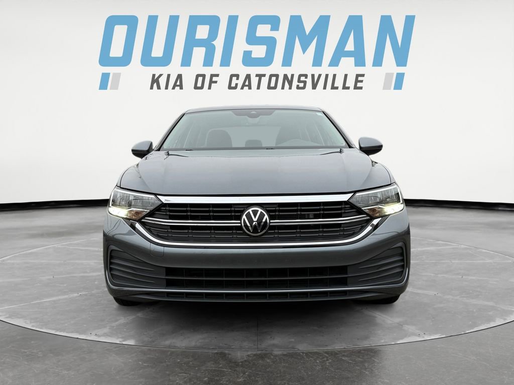 Used 2022 Volkswagen Jetta SE image 8