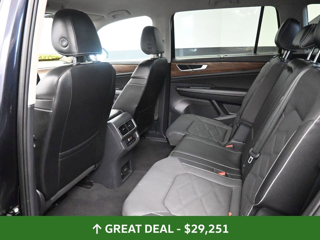 Used 2024 Volkswagen Atlas SE image 19