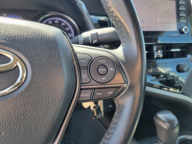 Used 2021 Toyota Camry SE image 12