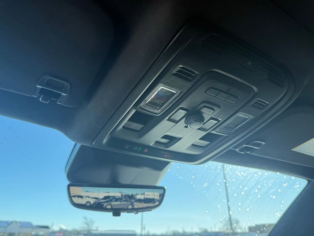 Used 2022 Cadillac Escalade ESV Sport Platinum w/ LPO, Floor Liner Package image 22