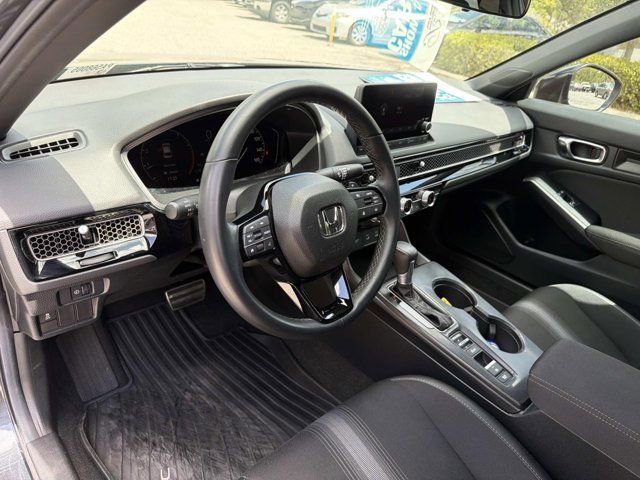 Used 2025 Honda Civic Sport image 10