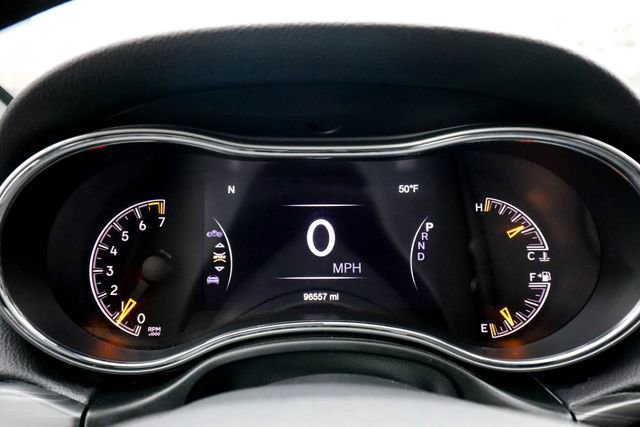 Used 2019 Jeep Grand Cherokee Limited AWD/4WD image 5