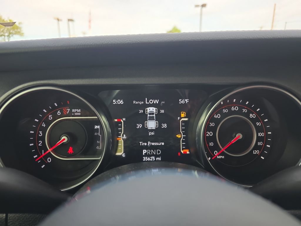 Used 2022 Jeep Gladiator Mojave w/ LED Lighting Group AWD/4WD image 15