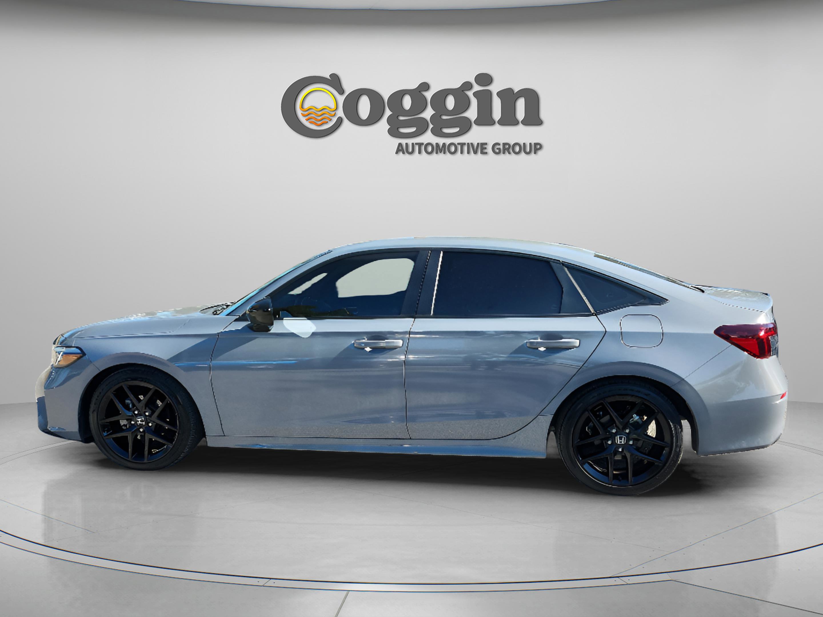 Used 2025 Honda Civic Sport image 3