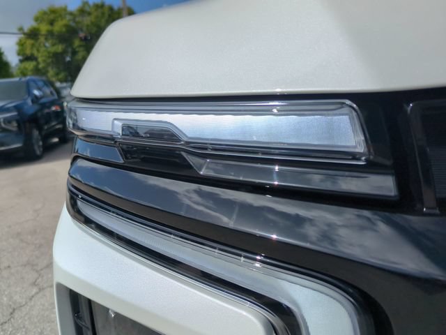 Certified 2025 Chevrolet Tahoe Z71 w/ Comfort Package AWD/4WD image 10
