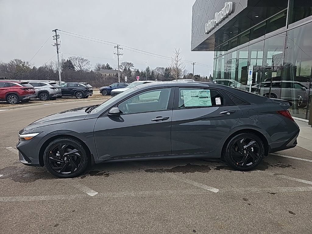 New 2026 Hyundai Elantra Sport image 2