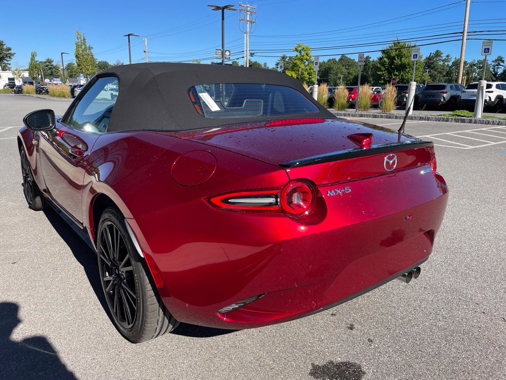New 2026 MAZDA MX-5 Miata Club RWD image 9