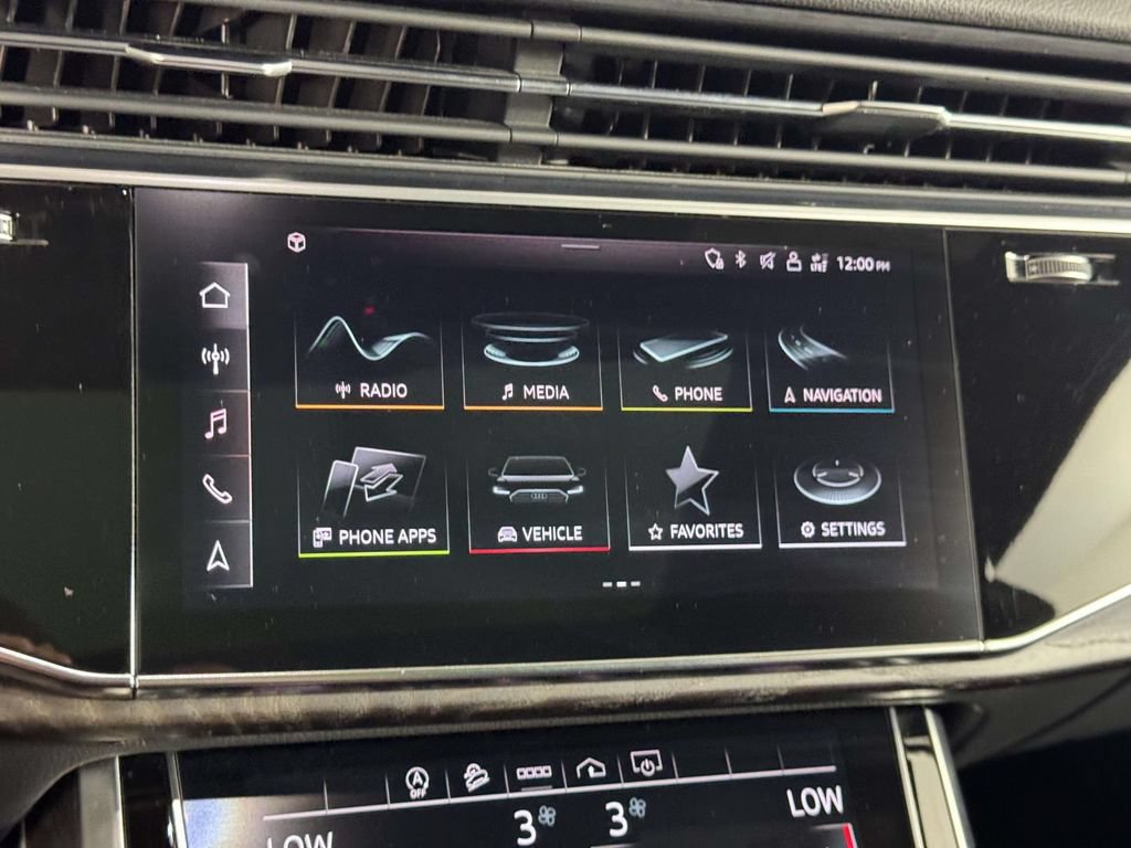 Used 2021 Audi Q8 Premium Plus AWD/4WD image 27