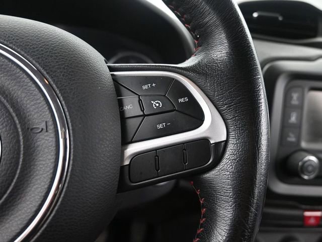 Used 2016 Jeep Renegade Trailhawk AWD/4WD image 31
