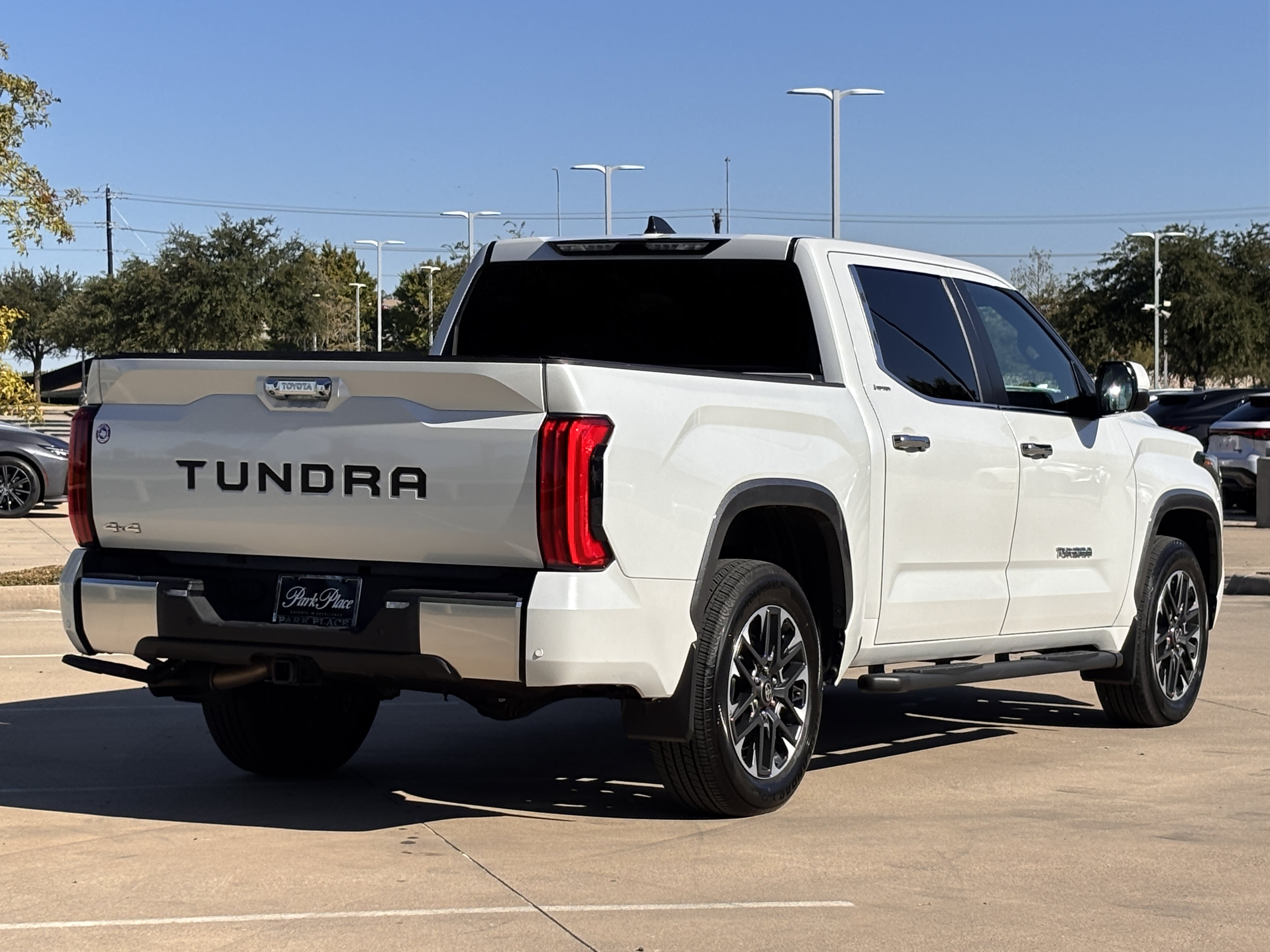 Used 2025 Toyota Tundra Limited w/ Power Package AWD/4WD image 5
