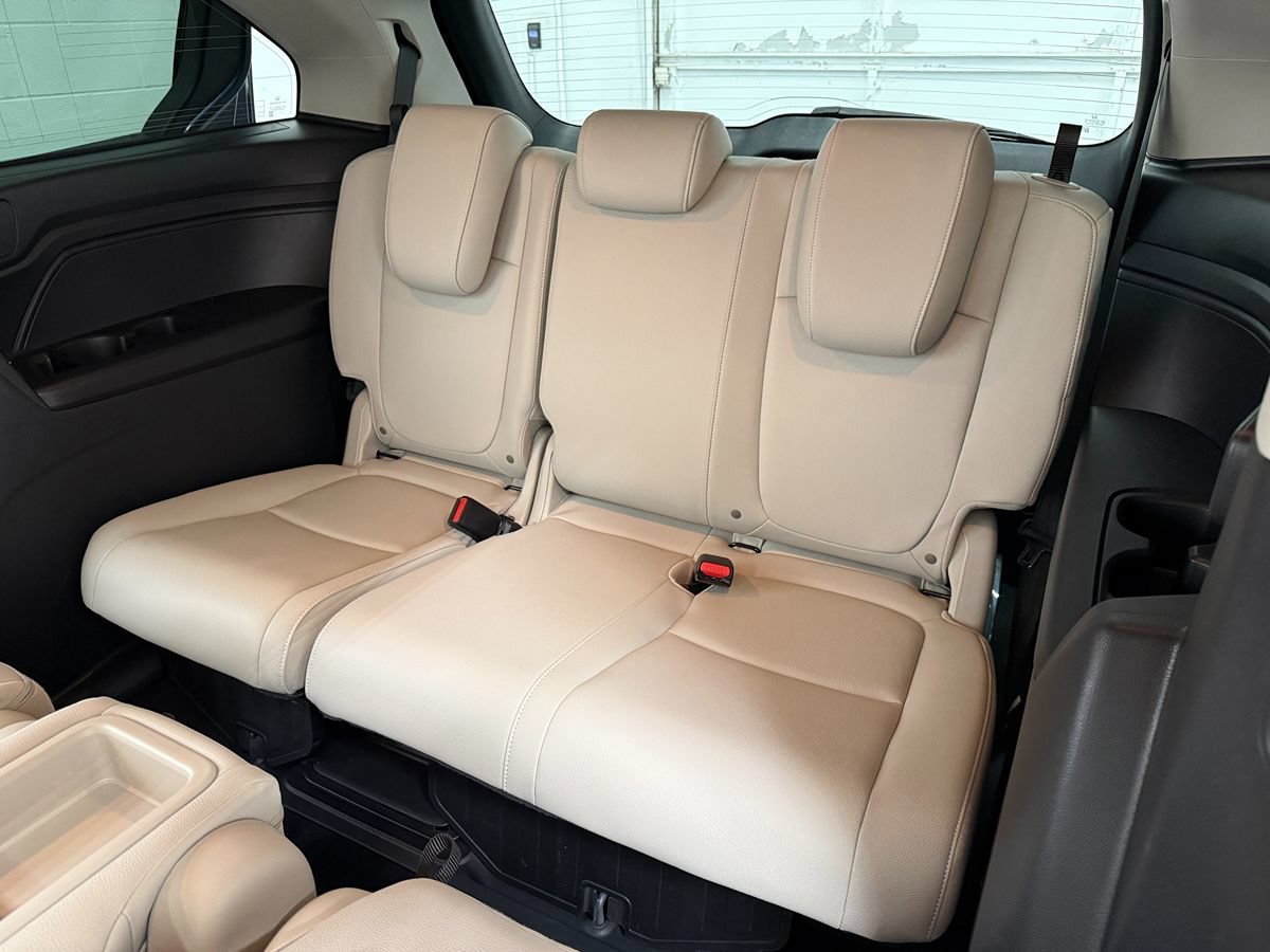Used 2025 Honda Odyssey EX-L image 13