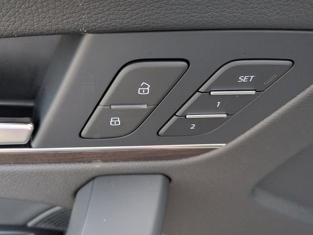 Used 2024 Audi Q5 2.0T Premium Plus AWD/4WD image 17