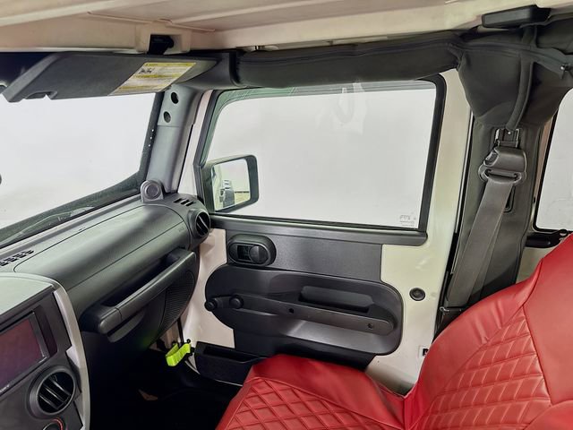 Used 2009 Jeep Wrangler X image 19