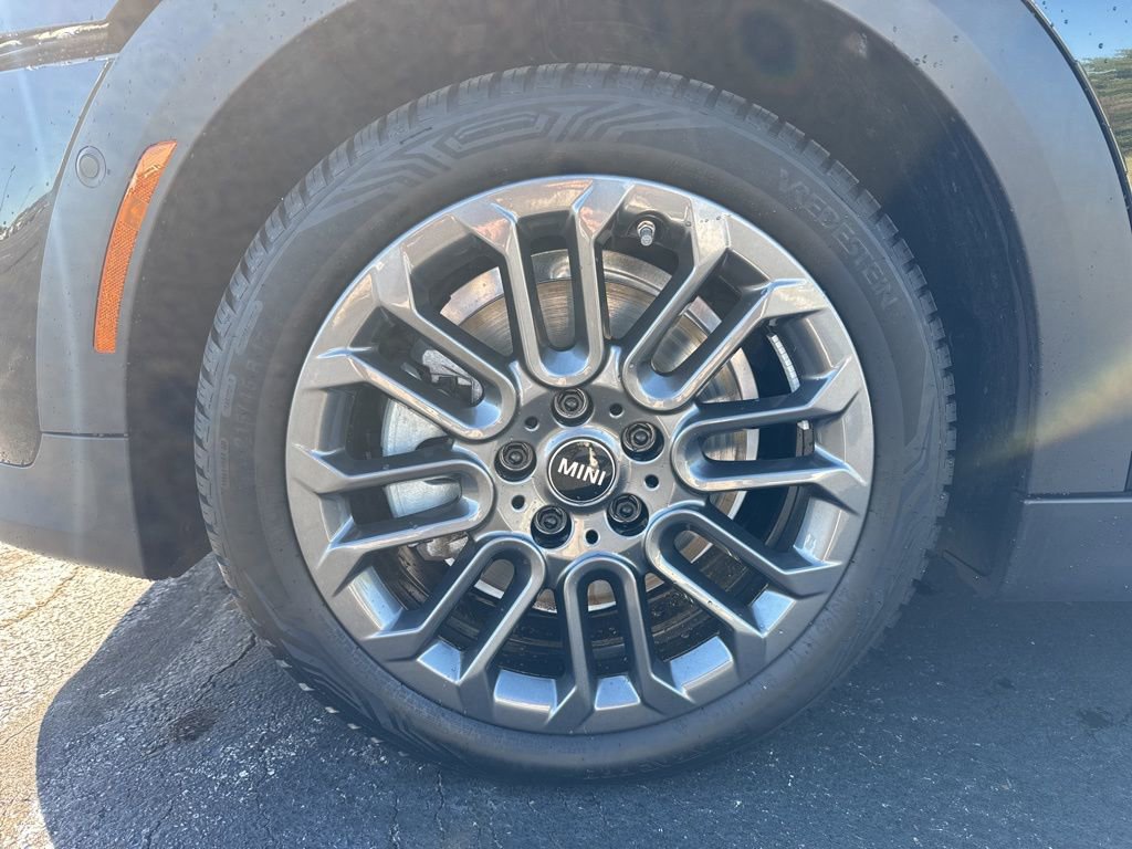 Certified 2025 MINI Cooper S image 14