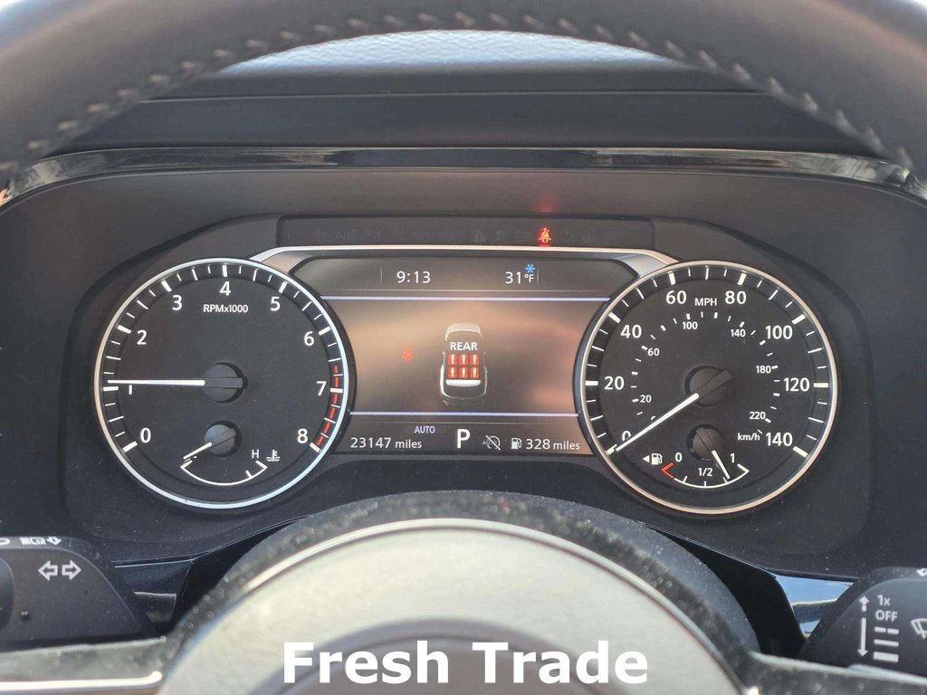 Used 2025 Nissan Pathfinder SL image 14