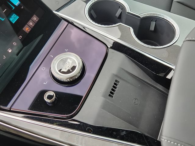 New 2026 Cadillac Escalade IQL Sport 2 AWD/4WD image 18