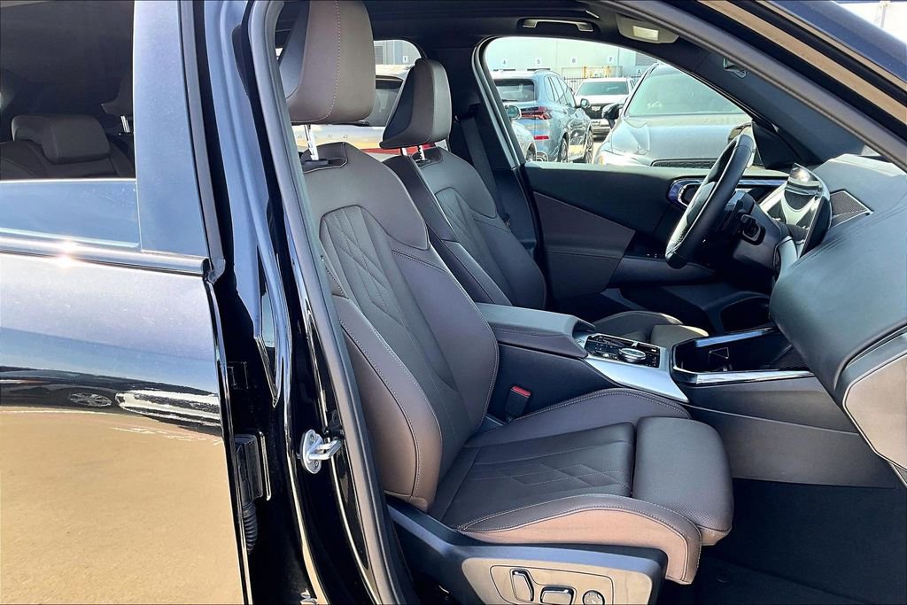 Used 2025 BMW X3 xDrive30i image 10