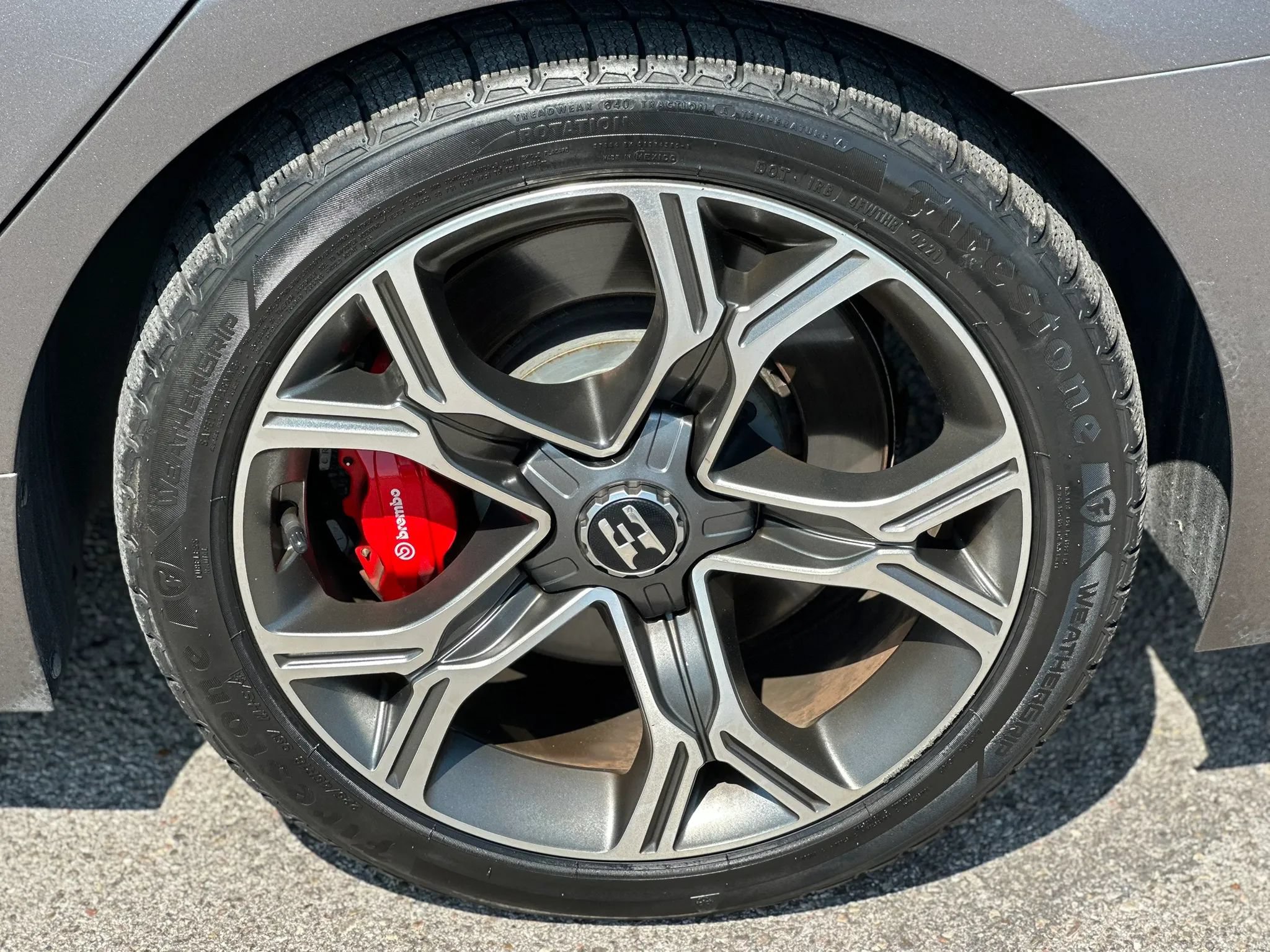 Used 2018 Kia Stinger GT2 AWD/4WD image 26