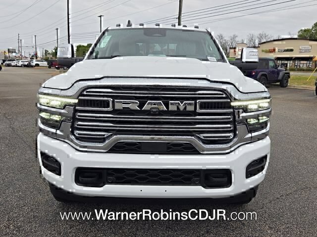 New 2026 RAM 2500 Laramie AWD/4WD image 2