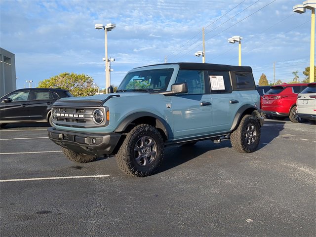 Used 2023 Ford Bronco Big Bend image 2