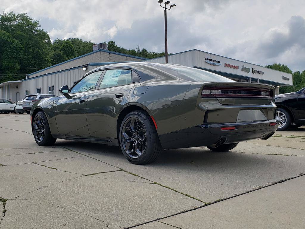 New 2026 Dodge Charger R/T AWD/4WD image 5